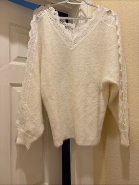 Lace-Trim V-Neck Fuzzy Sweater - white